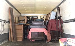 車廂物品擺放